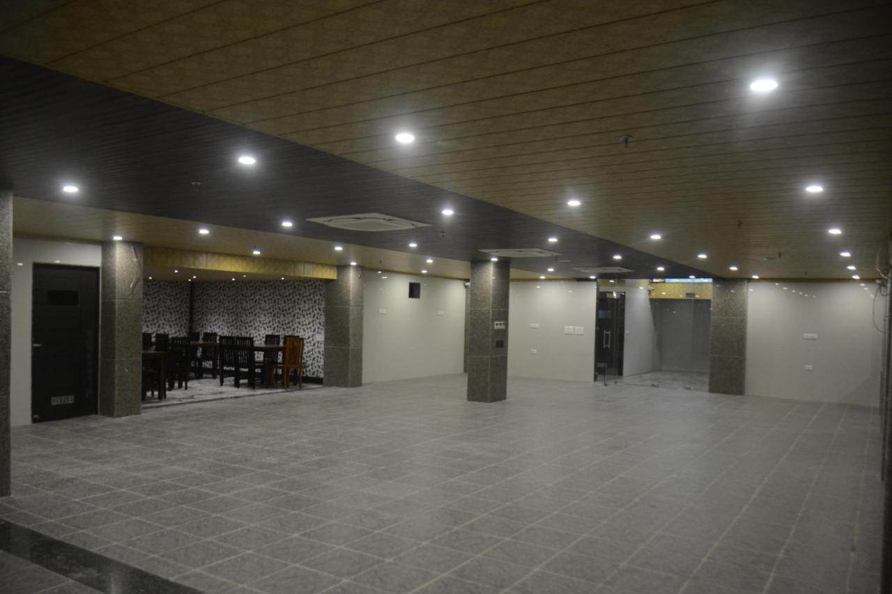Clover Inn Udaipur Dış mekan fotoğraf