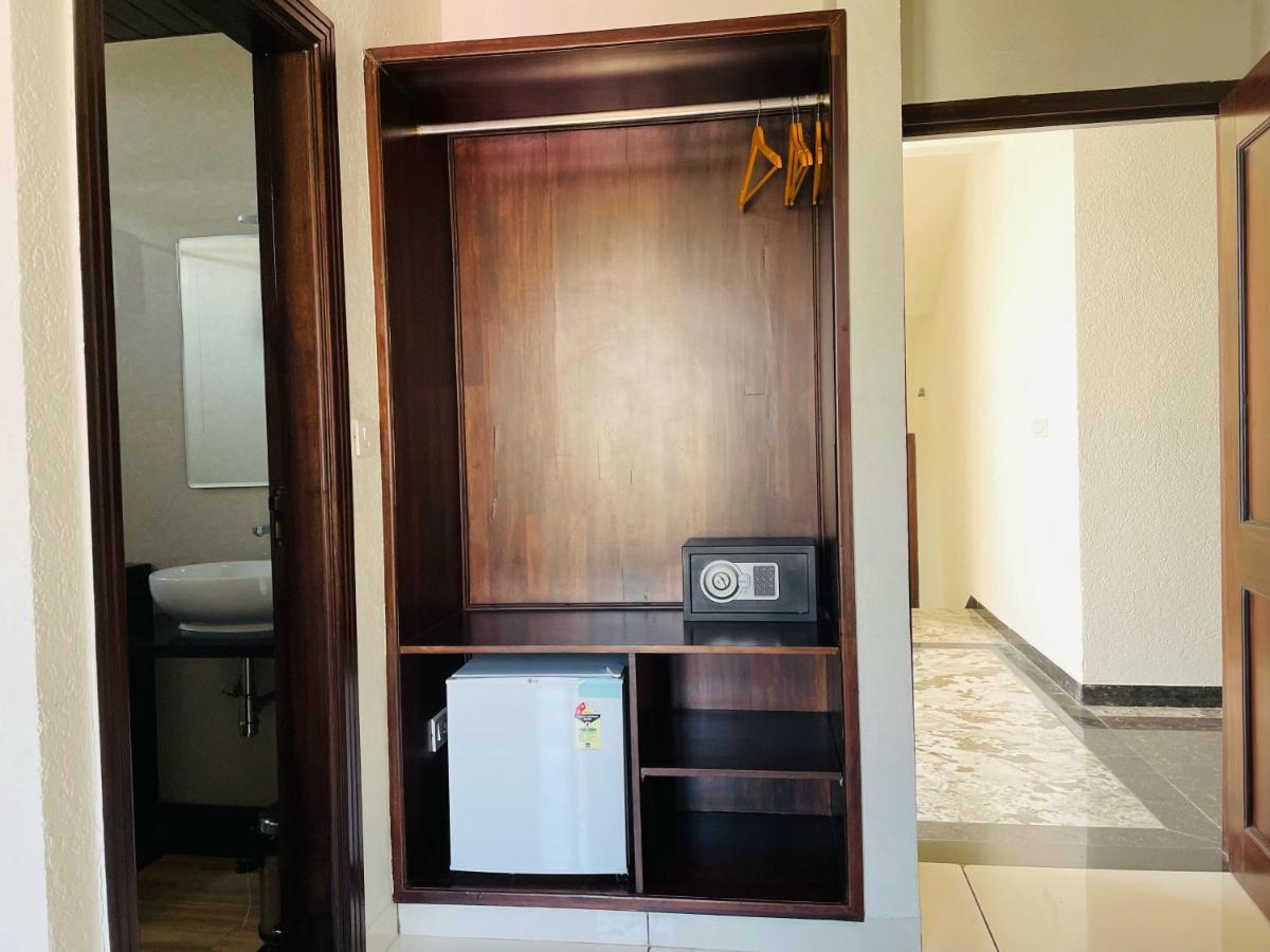 Clover Inn Udaipur Dış mekan fotoğraf
